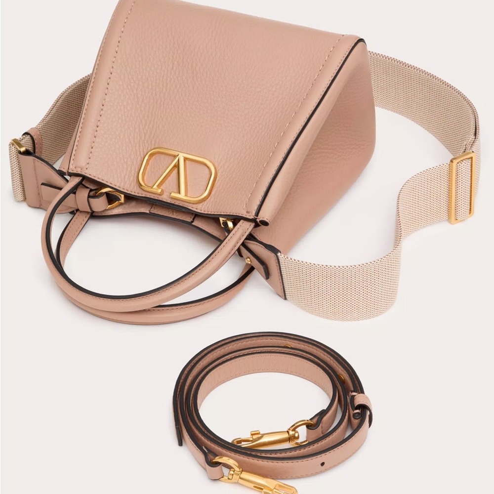 NWT VALENTINO GARAVANI ALLTIME SMALL HANDBAG IN GRAINY CALFSKIN